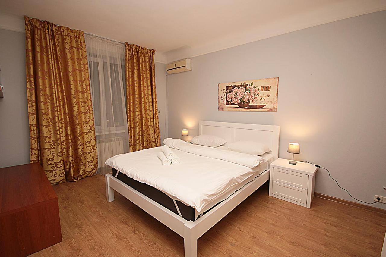 Inn Home Apartments - Pechersk Area Kiev Esterno foto